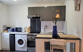 Cocooning House 211 Suite Azur Appartement Aeroport Paris Roissy Cdg, Parc Asterix, Chateau De Chantilly, Stade De France